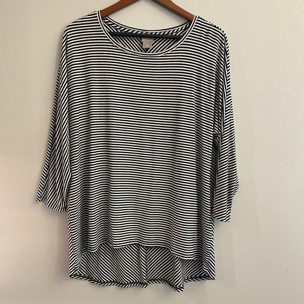 Chico's Striped Top Womens Chico Size 2 Longline 3/4 Sleeve WHITE Black - Picture 8 of 11